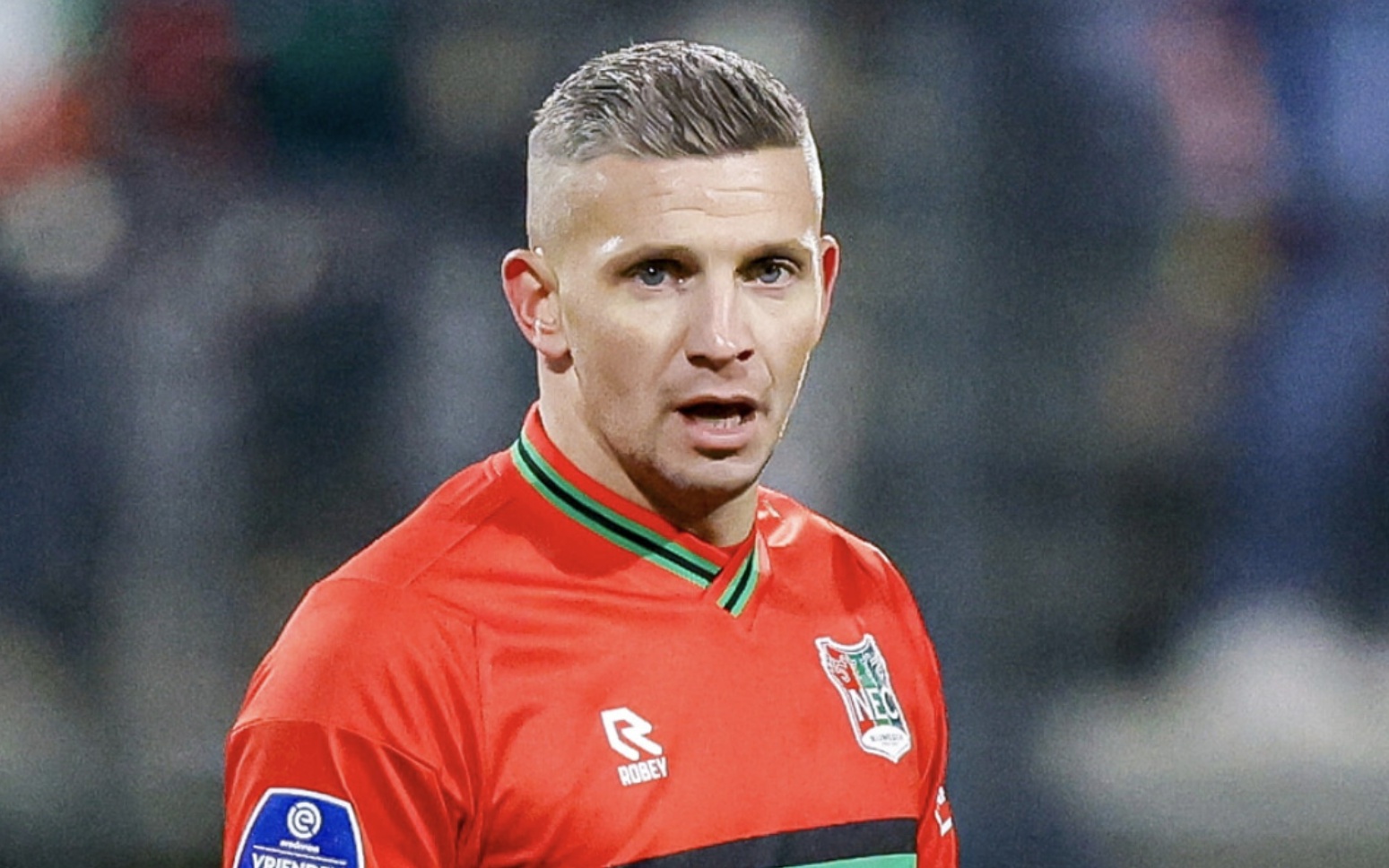 契奇的包夹 契奇的包夹