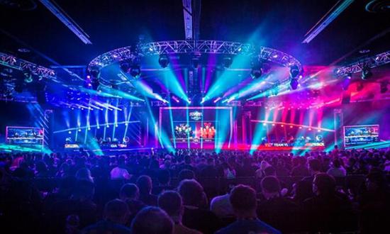 隨著比賽的 隨著比賽的