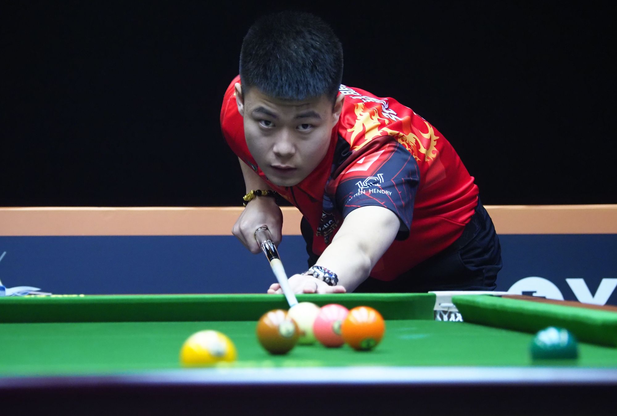 勒沃库森正 勒沃库森正