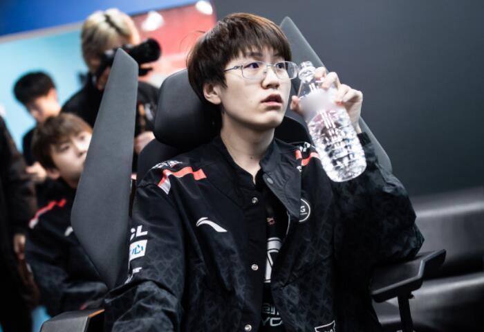 更是速度 更是速度